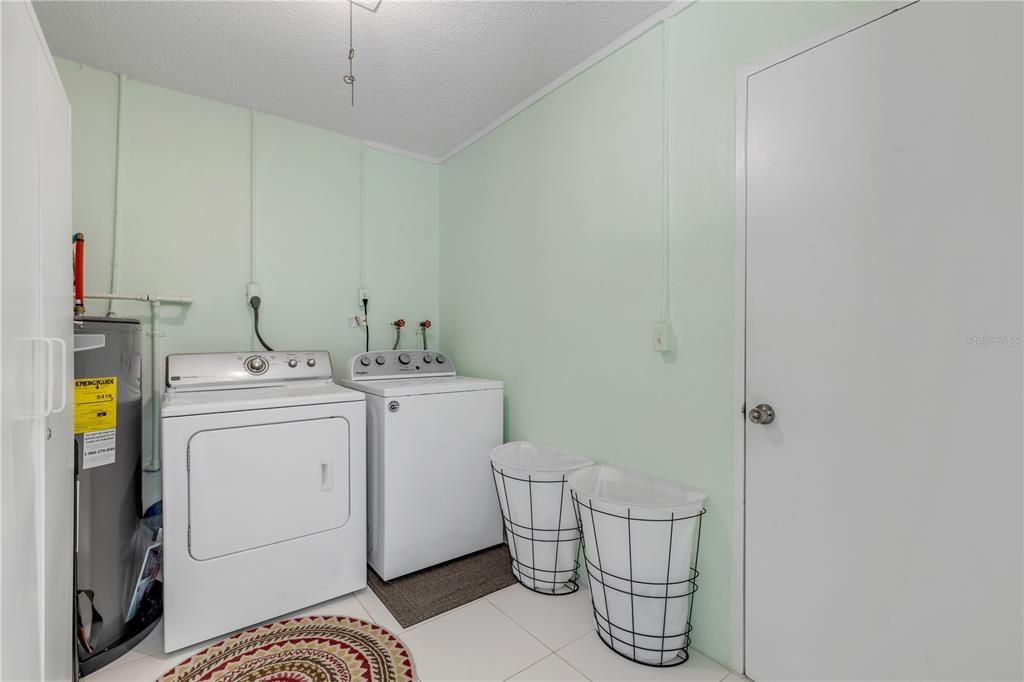 En Venta: $340,000 (3 camas, 2 baños, 1459 Pies cuadrados)
