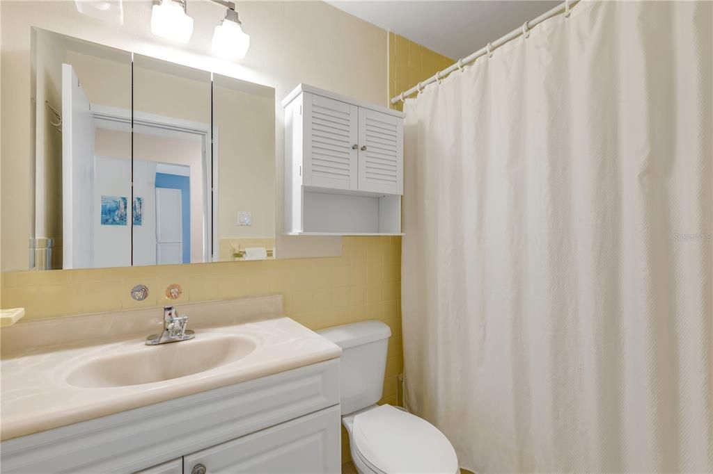 En Venta: $340,000 (3 camas, 2 baños, 1459 Pies cuadrados)