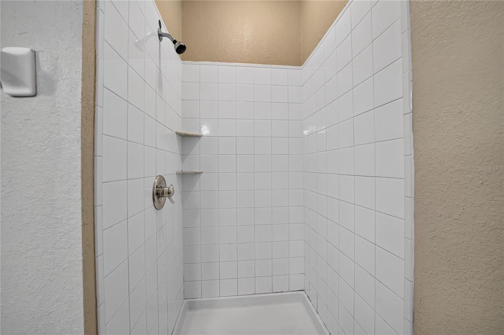 For Sale: $167,500 (2 beds, 2 baths, 1143 Square Feet)