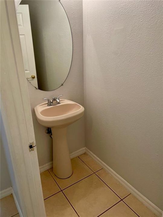 В аренду: $1,895 (3 спален, 2 ванн, 1203 Квадратных фут)