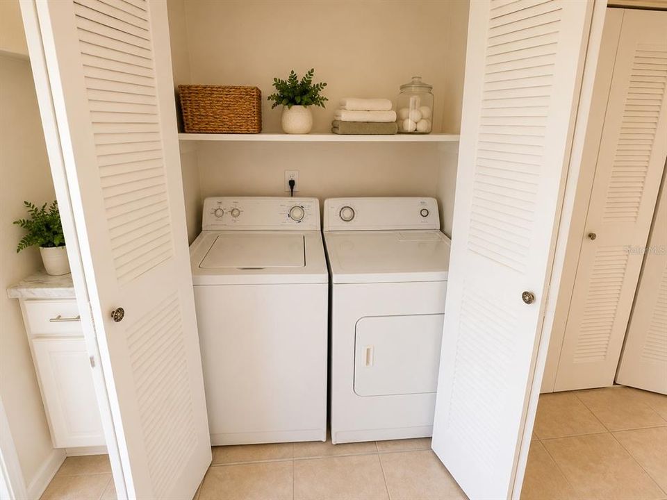 В аренду: $1,500 (2 спален, 2 ванн, 960 Квадратных фут)