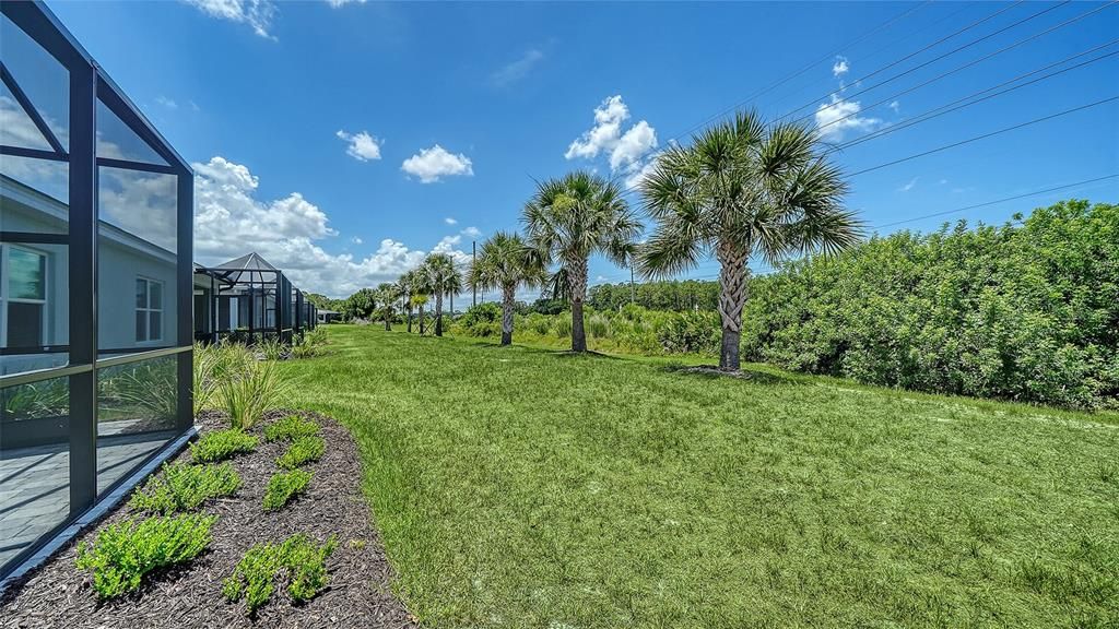 Active With Contract: $428,990 (2 beds, 2 baths, 1530 Square Feet)
