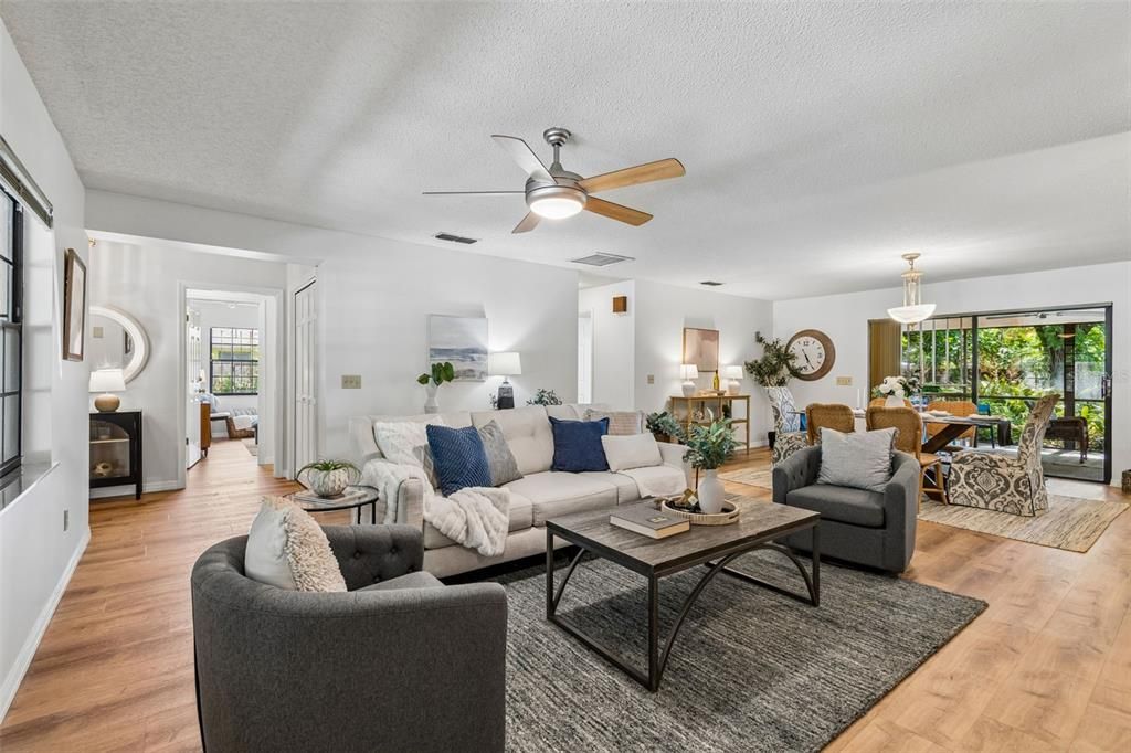 For Sale: $499,000 (3 beds, 3 baths, 1893 Square Feet)