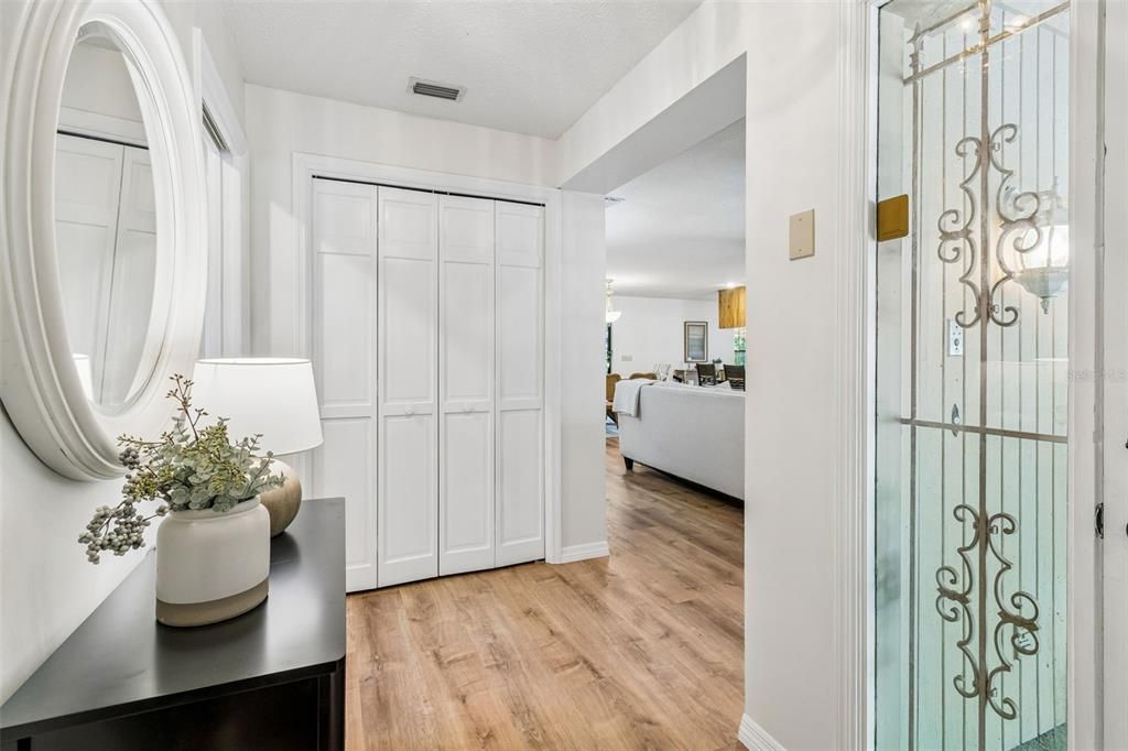 For Sale: $499,000 (3 beds, 3 baths, 1893 Square Feet)