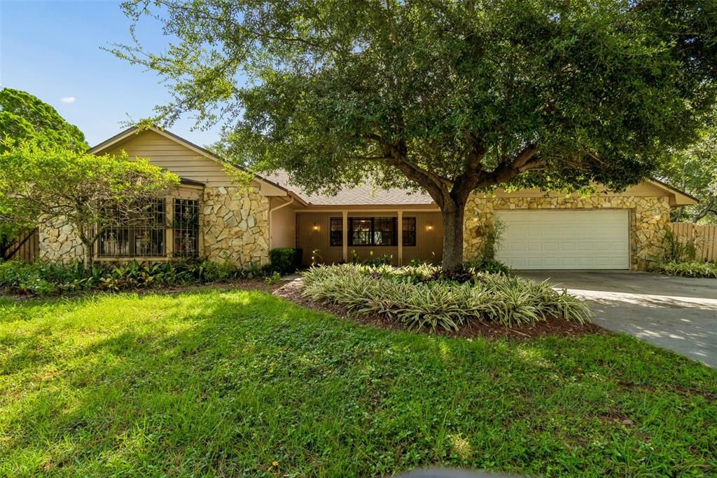 For Sale: $499,000 (3 beds, 3 baths, 1893 Square Feet)