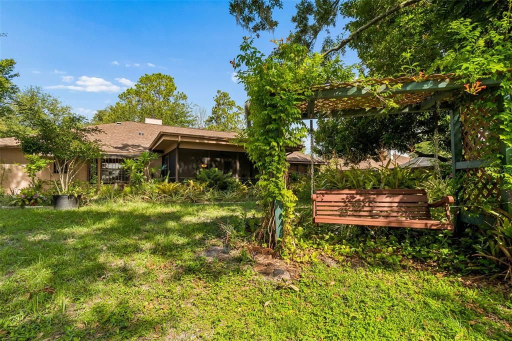For Sale: $499,000 (3 beds, 3 baths, 1893 Square Feet)