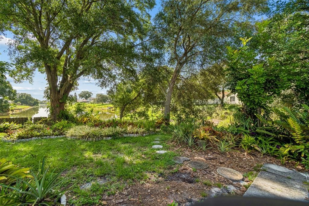 For Sale: $499,000 (3 beds, 3 baths, 1893 Square Feet)