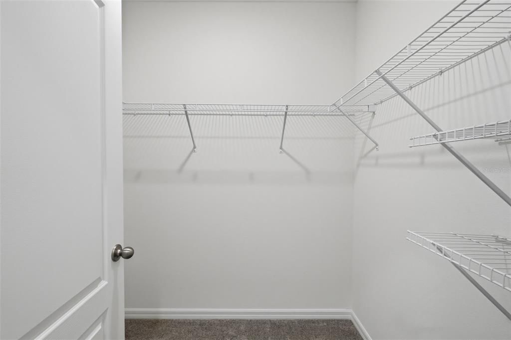 For Sale: $415,000 (3 beds, 2 baths, 1710 Square Feet)