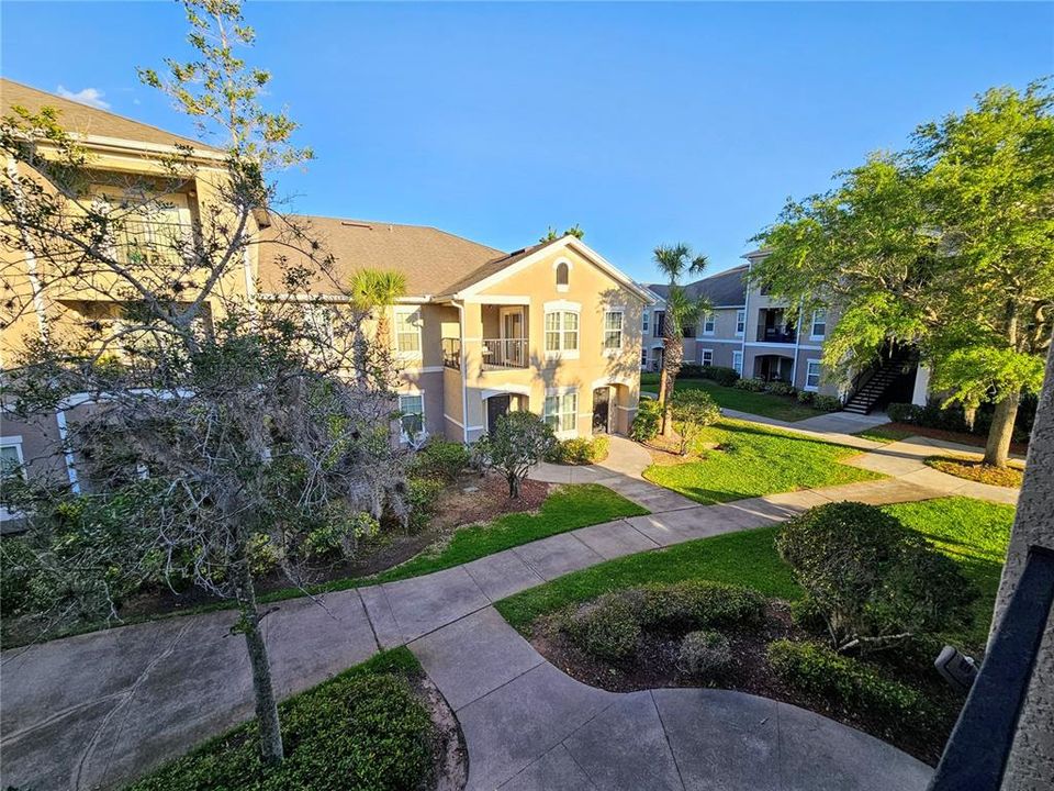 For Rent: $2,000 (3 beds, 2 baths, 1423 Square Feet)