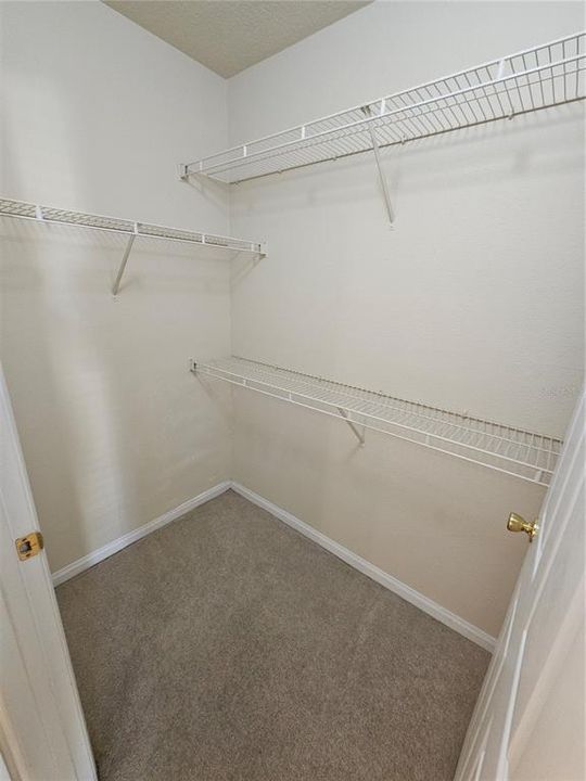 For Rent: $2,000 (3 beds, 2 baths, 1423 Square Feet)