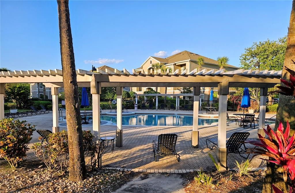 For Rent: $2,000 (3 beds, 2 baths, 1423 Square Feet)