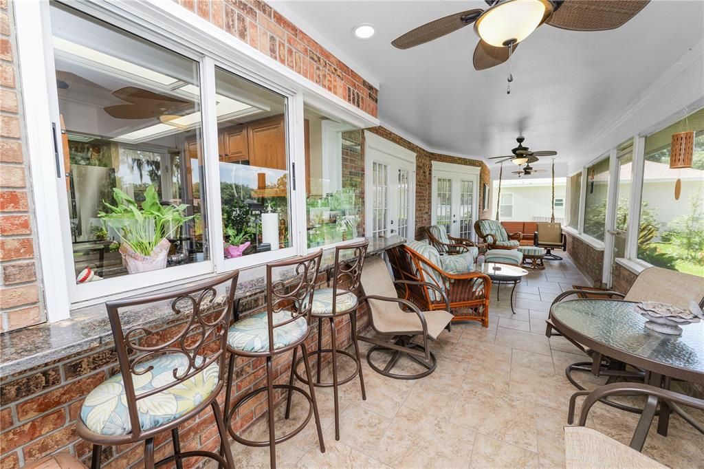 En Venta: $540,000 (3 camas, 2 baños, 2304 Pies cuadrados)