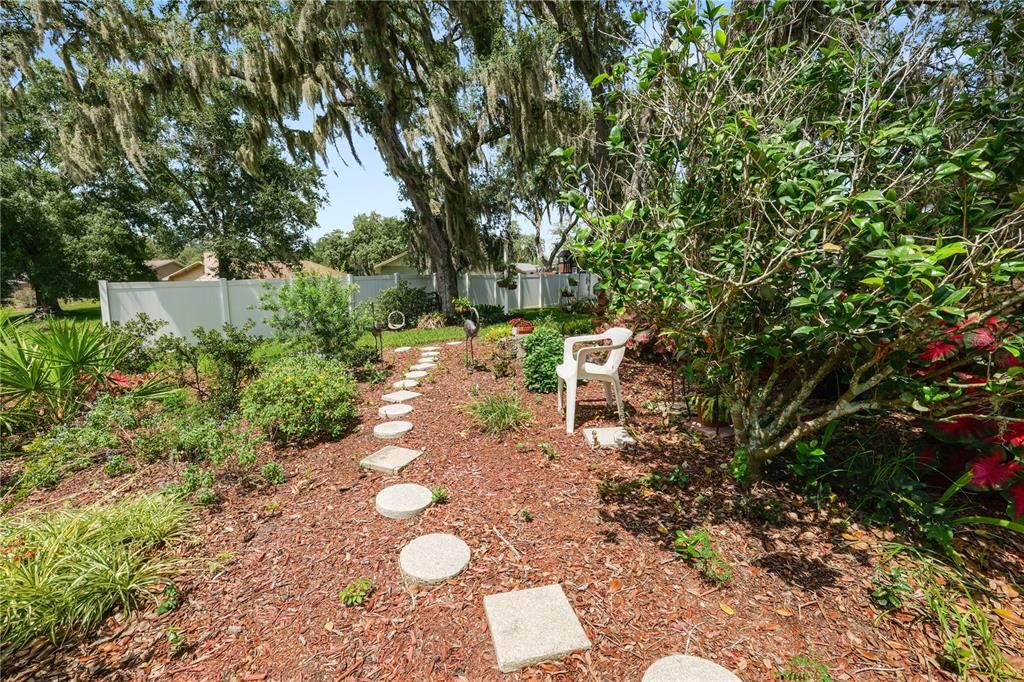 En Venta: $540,000 (3 camas, 2 baños, 2304 Pies cuadrados)