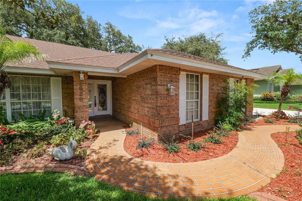 En Venta: $540,000 (3 camas, 2 baños, 2304 Pies cuadrados)