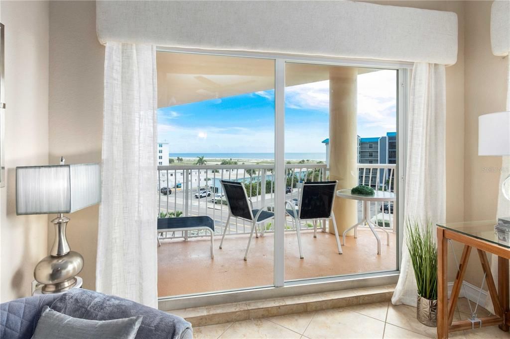 En Venta: $625,000 (2 camas, 2 baños, 914 Pies cuadrados)