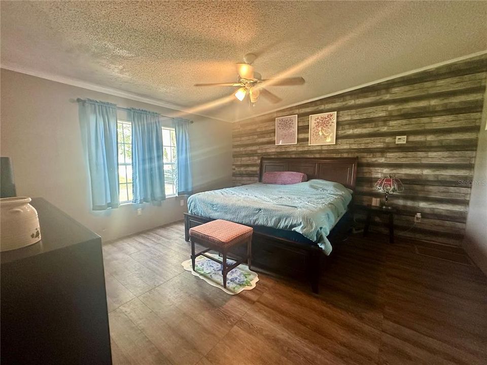 Active With Contract: $341,500 (4 beds, 3 baths, 2108 Square Feet)