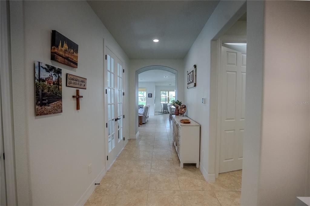 En Venta: $421,124 (2 camas, 2 baños, 1916 Pies cuadrados)