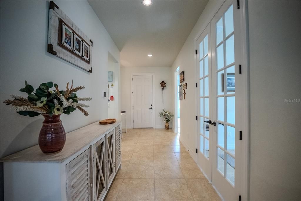 En Venta: $421,124 (2 camas, 2 baños, 1916 Pies cuadrados)