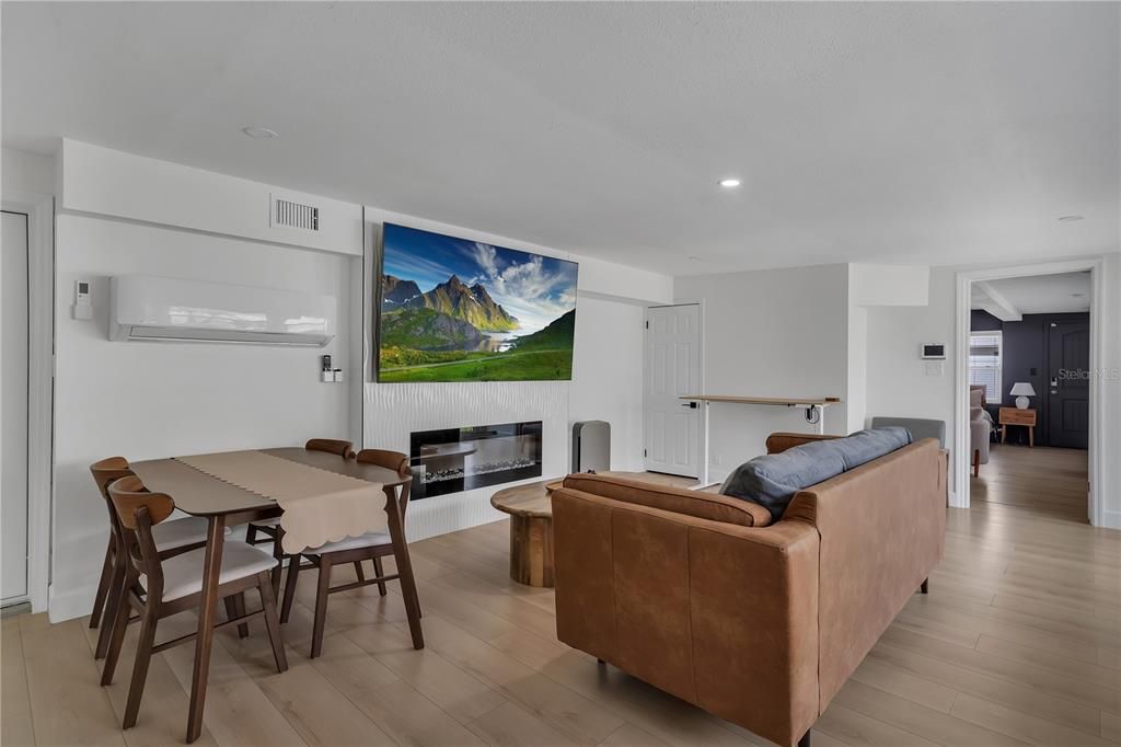En Renta: $4,950 (5 camas, 3 baños, 2064 Pies cuadrados)