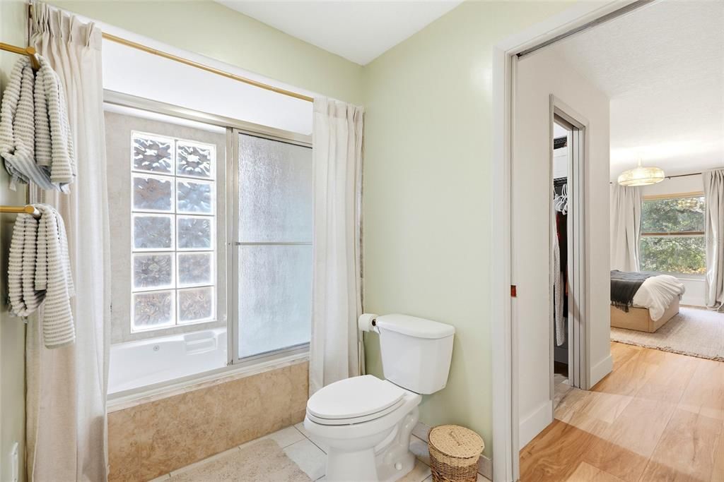 For Sale: $689,000 (4 beds, 2 baths, 2128 Square Feet)