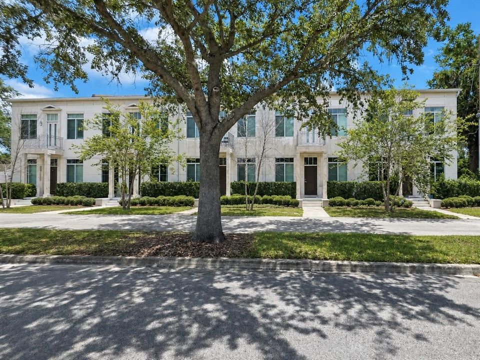 For Sale: $555,000 (3 beds, 2 baths, 1842 Square Feet)