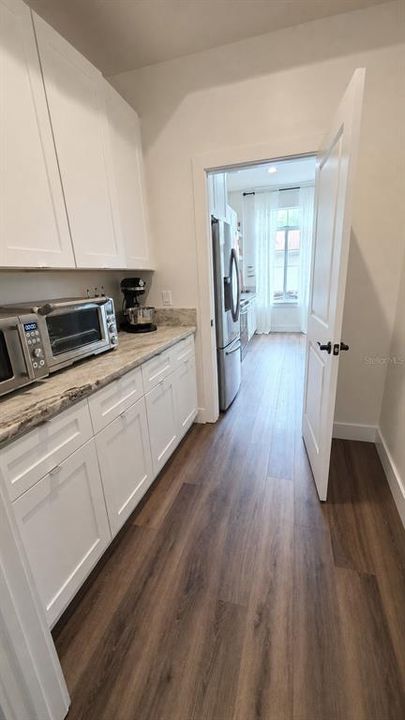 For Sale: $555,000 (3 beds, 2 baths, 1842 Square Feet)