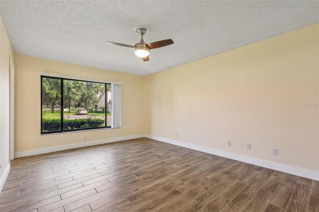 En Venta: $299,000 (3 camas, 2 baños, 1542 Pies cuadrados)