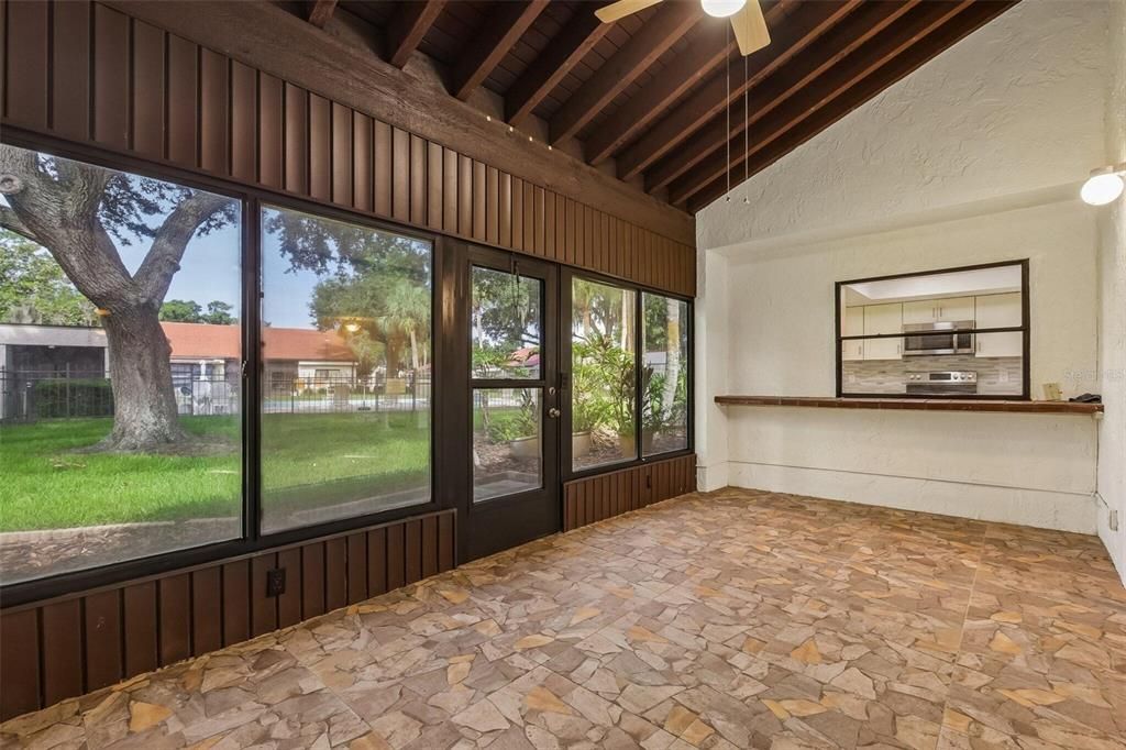 En Venta: $299,000 (3 camas, 2 baños, 1542 Pies cuadrados)