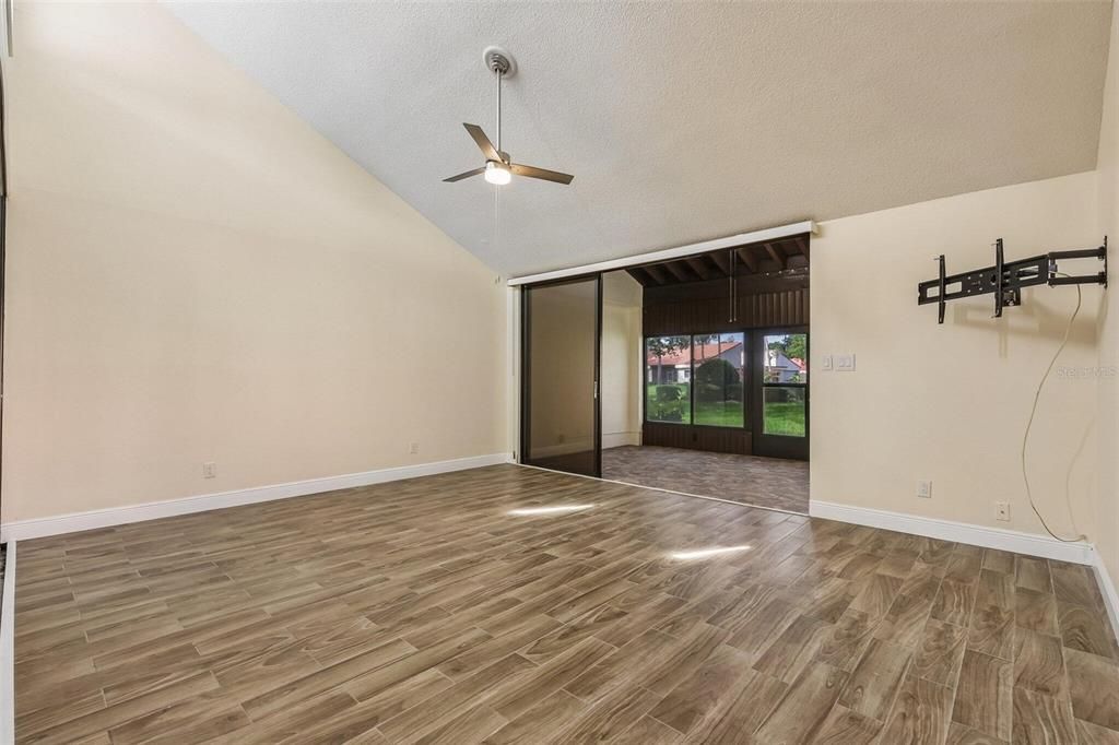 En Venta: $299,000 (3 camas, 2 baños, 1542 Pies cuadrados)