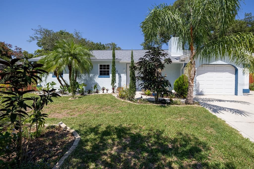 En Venta: $449,000 (4 camas, 3 baños, 1638 Pies cuadrados)
