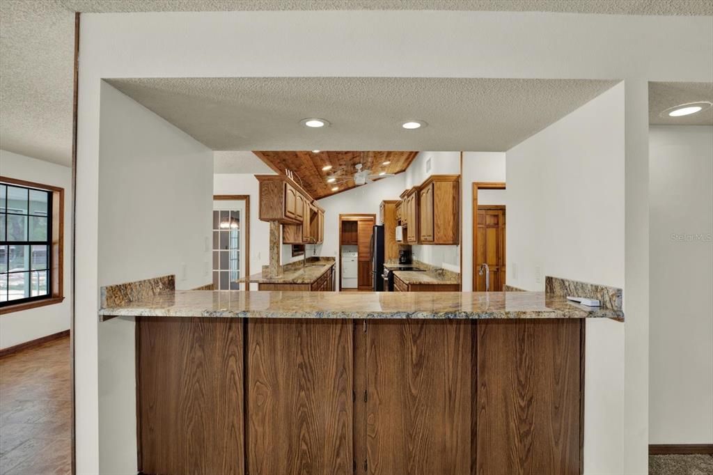En Venta: $800,000 (5 camas, 3 baños, 2760 Pies cuadrados)