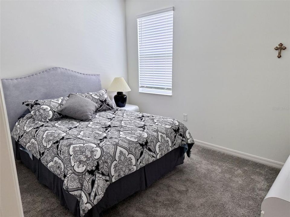 : $465,000 (4 beds, 2 baths, 1995 Square Feet)