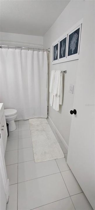 For Sale: $169,000 (1 beds, 1 baths, 678 Square Feet)
