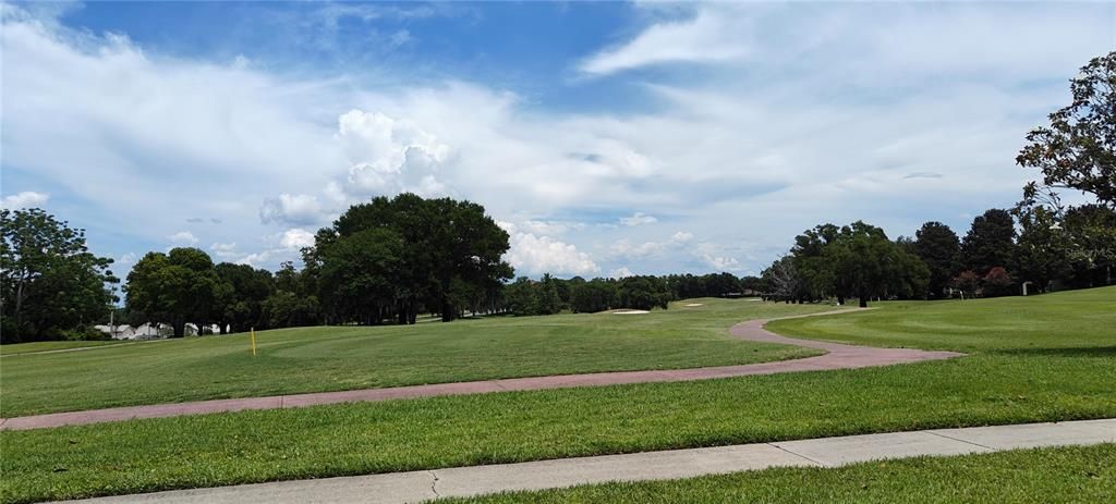 For Sale: $169,000 (1 beds, 1 baths, 678 Square Feet)