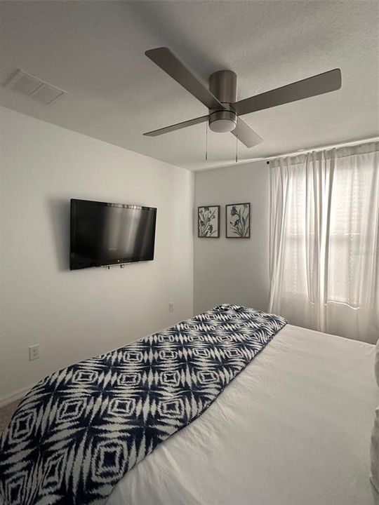 En Venta: $338,990 (3 camas, 2 baños, 1624 Pies cuadrados)