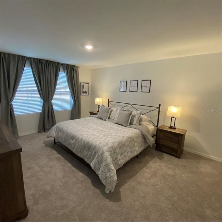 En Venta: $338,990 (3 camas, 2 baños, 1624 Pies cuadrados)