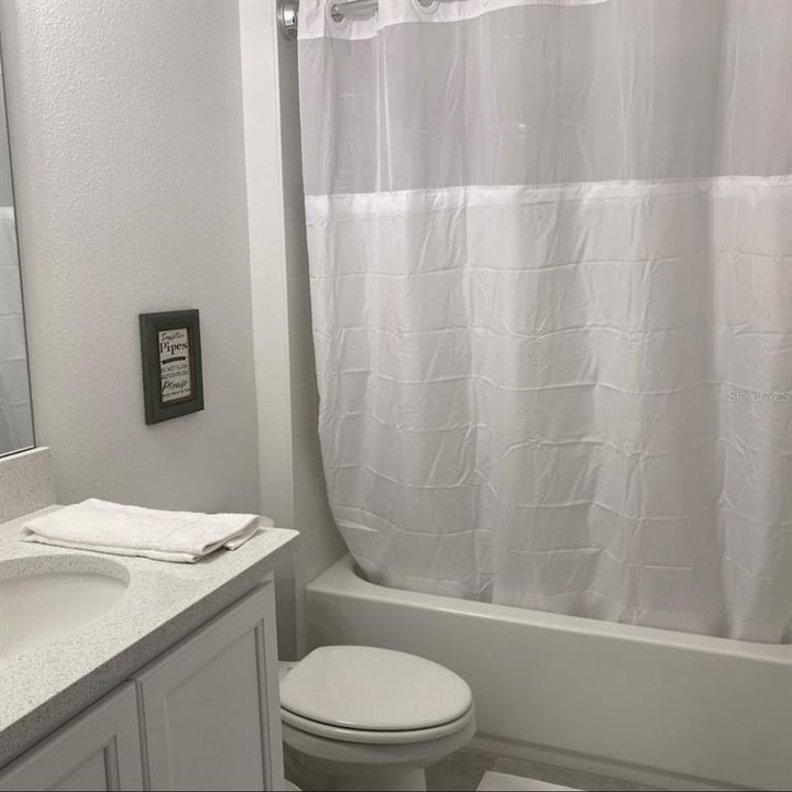 En Venta: $338,990 (3 camas, 2 baños, 1624 Pies cuadrados)