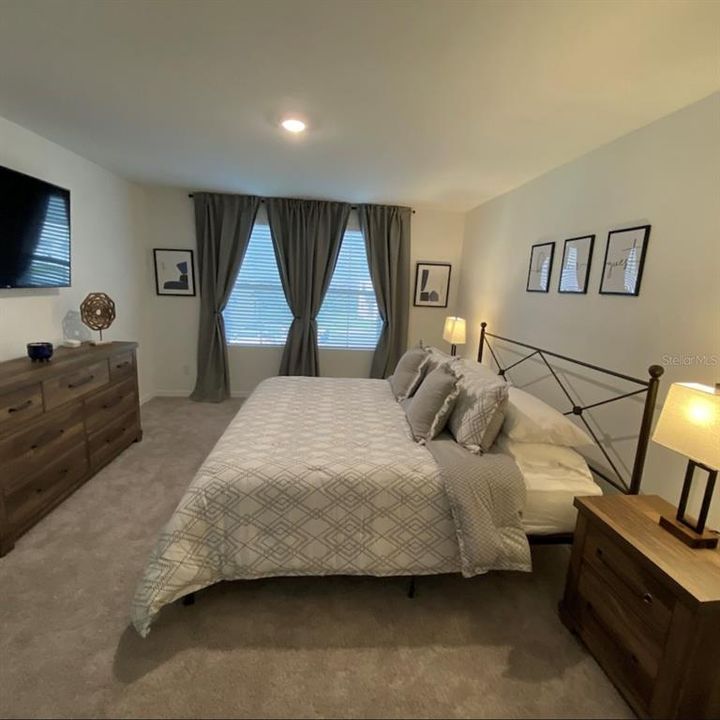 En Venta: $338,990 (3 camas, 2 baños, 1624 Pies cuadrados)