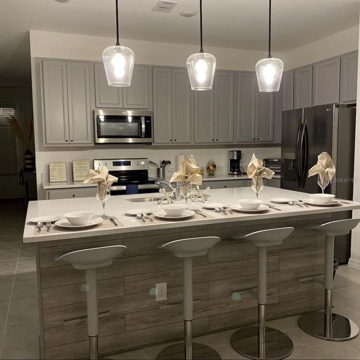 En Venta: $338,990 (3 camas, 2 baños, 1624 Pies cuadrados)