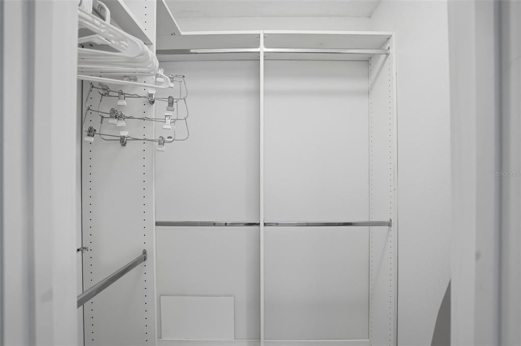 Active With Contract: $369,000 (2 beds, 2 baths, 1350 Square Feet)