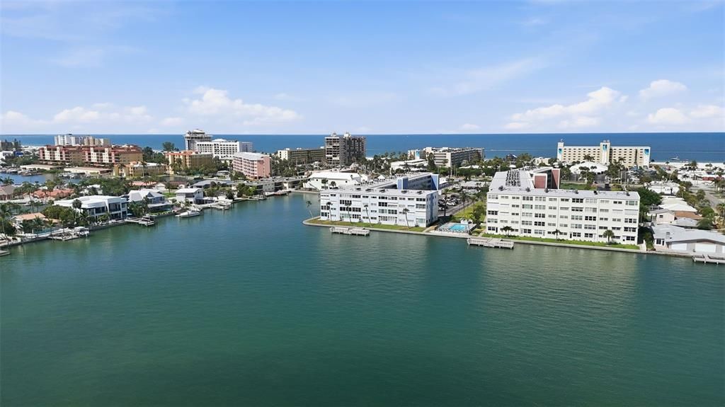 Active With Contract: $369,000 (2 beds, 2 baths, 1350 Square Feet)