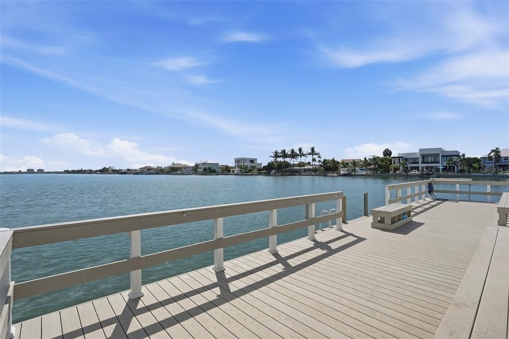 Active With Contract: $369,000 (2 beds, 2 baths, 1350 Square Feet)