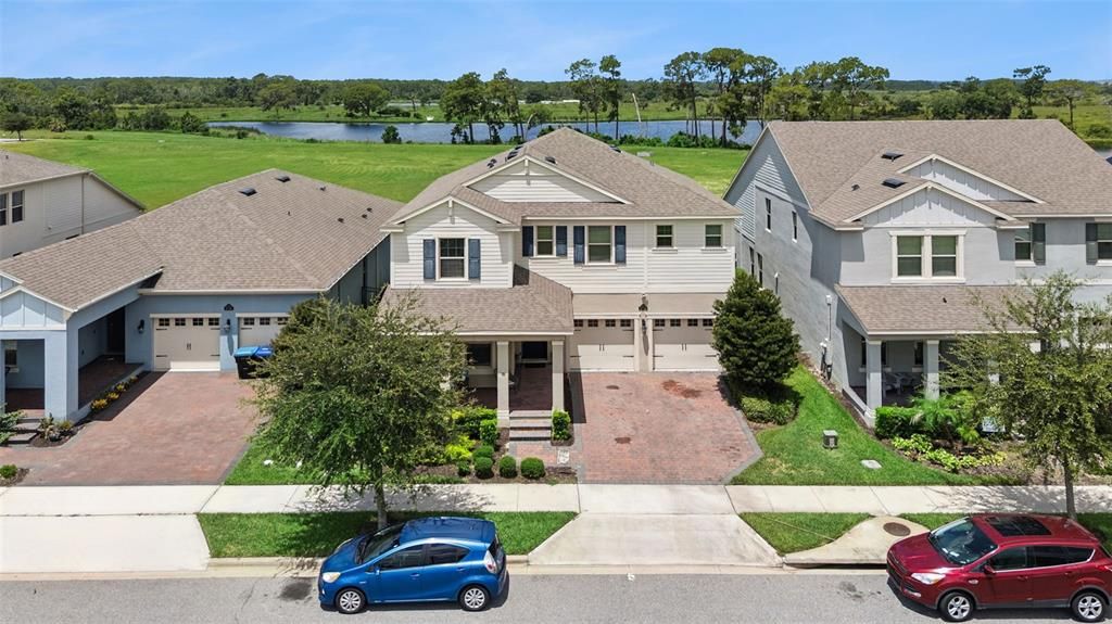 En Venta: $739,000 (4 camas, 3 baños, 2840 Pies cuadrados)