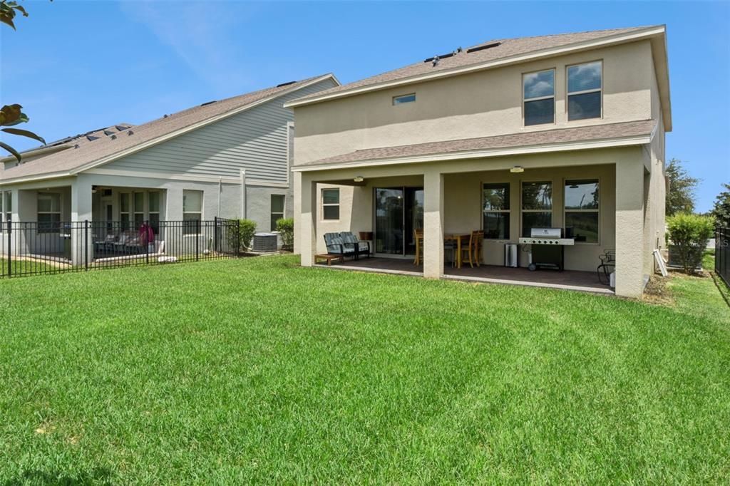En Venta: $739,000 (4 camas, 3 baños, 2840 Pies cuadrados)