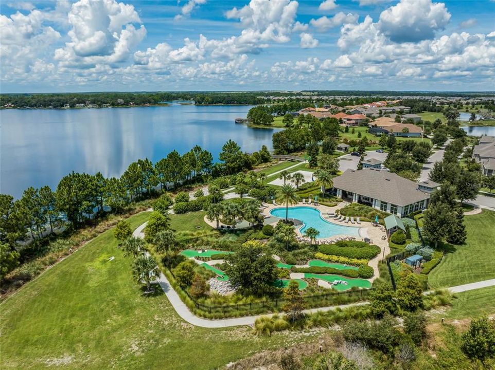 En Venta: $739,000 (4 camas, 3 baños, 2840 Pies cuadrados)