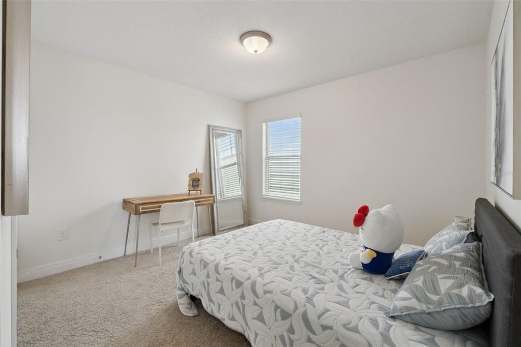 En Venta: $739,000 (4 camas, 3 baños, 2840 Pies cuadrados)