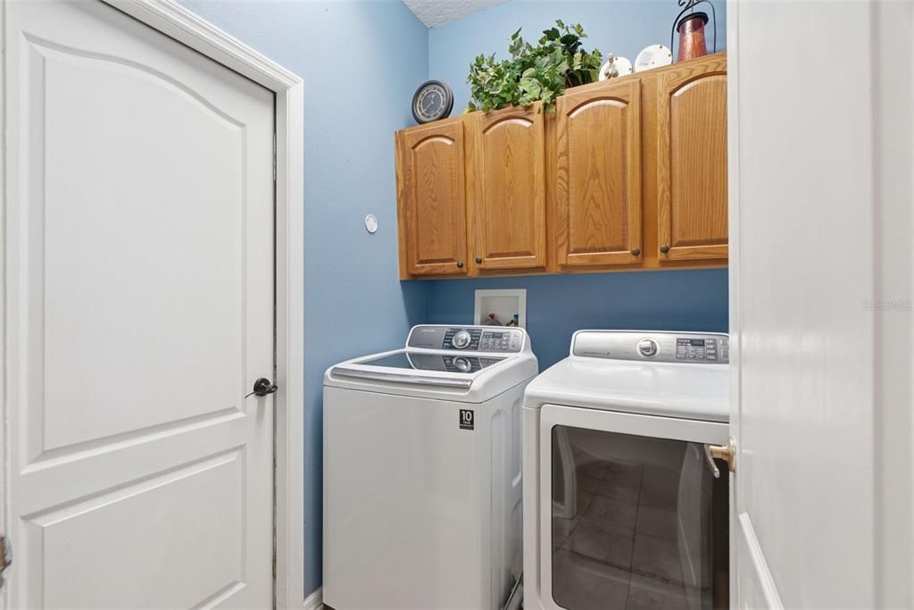 Active With Contract: $339,000 (3 beds, 2 baths, 1530 Square Feet)