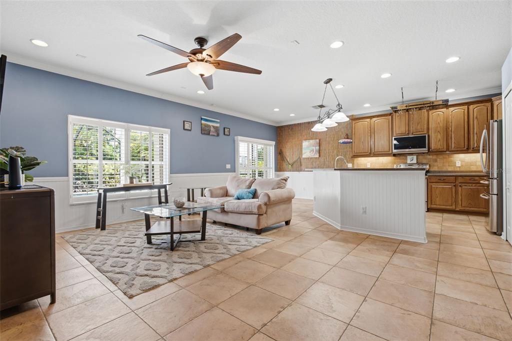 Active With Contract: $339,000 (3 beds, 2 baths, 1530 Square Feet)