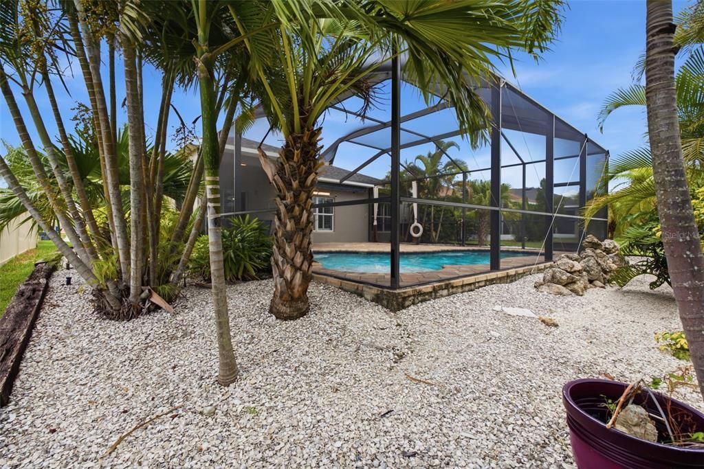 Active With Contract: $339,000 (3 beds, 2 baths, 1530 Square Feet)