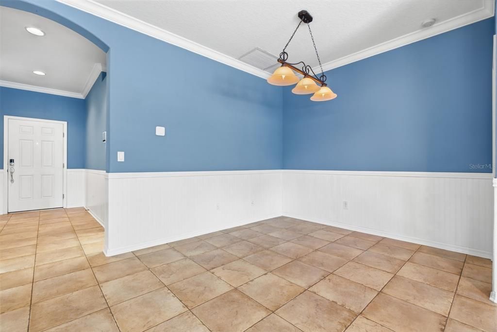 Active With Contract: $339,000 (3 beds, 2 baths, 1530 Square Feet)